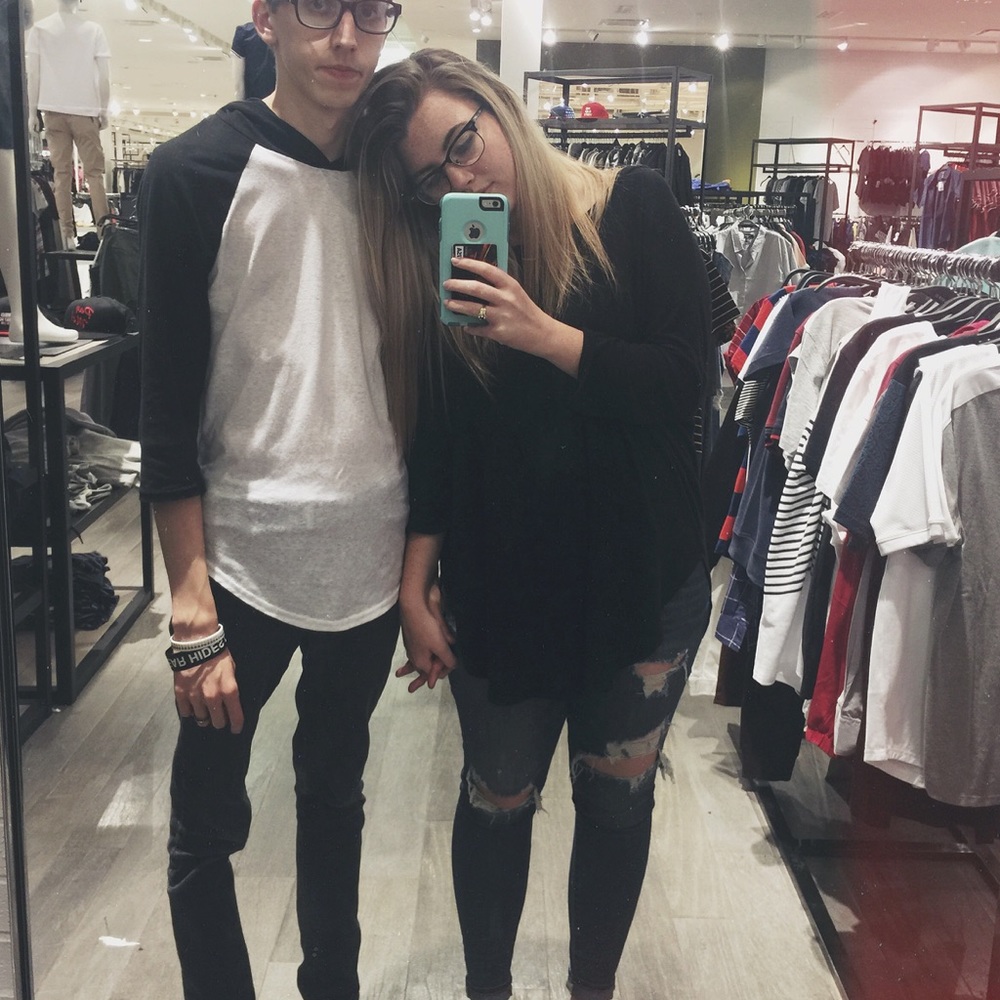 American Eagle ripped skinny jeans